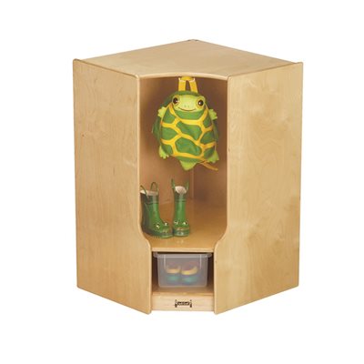 Jonti-Craft® Toddler Corner Coat Locker with Step - sans plateaux Jonti-Craft® Toddler Corner Coat Locker with Step - sans plateaux