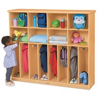 Centre de rangement pour cubes et manteaux