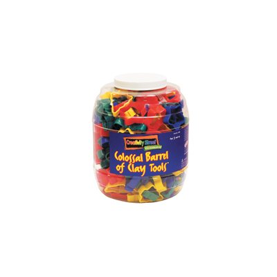 Baril colossal d'outils en argile Baril colossal d'outils en argile