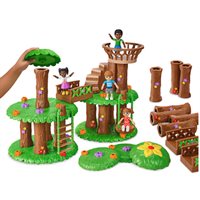 Constructeurs d'imagination de cabane dans les arbres