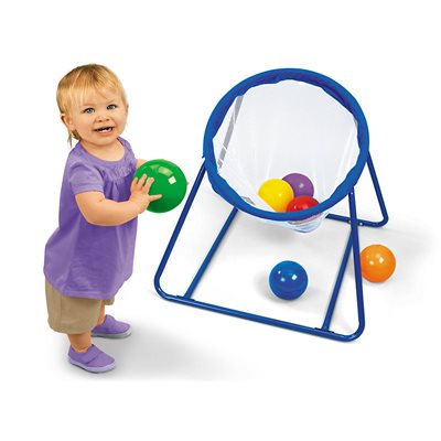 Lancer de balle pour la petite enfance